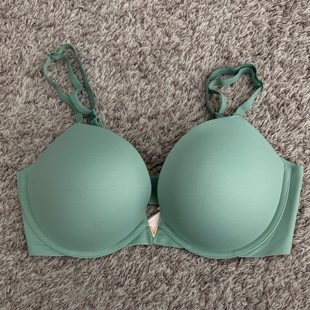 Victoria’s Secret Love Cloud Push Up - 34DD Mint Green